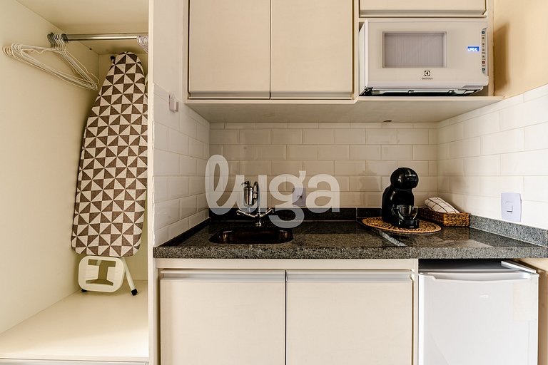 LUGA Studio práctico en el corazón de Liberdade