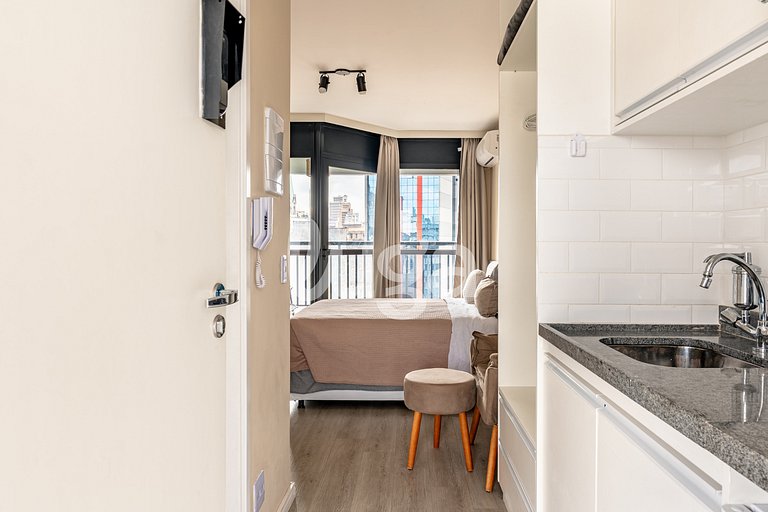 LUGA Practical studio in the heart of Liberdade