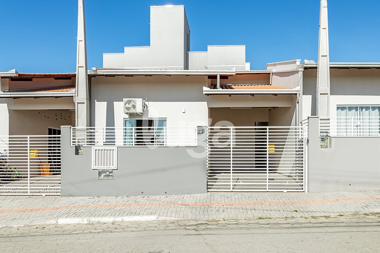 Tu Refugio en Penha: Espacio y Tranquilidad