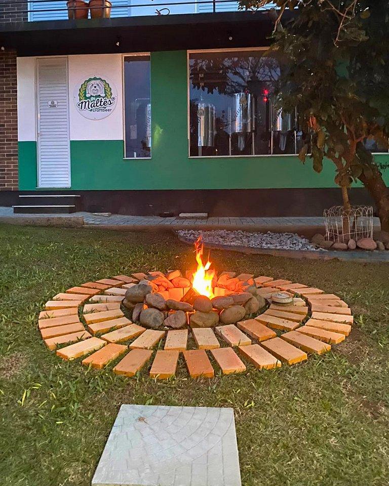 Refúgio Cervejeiro: Suíte a 900m da Praia Santinho #3