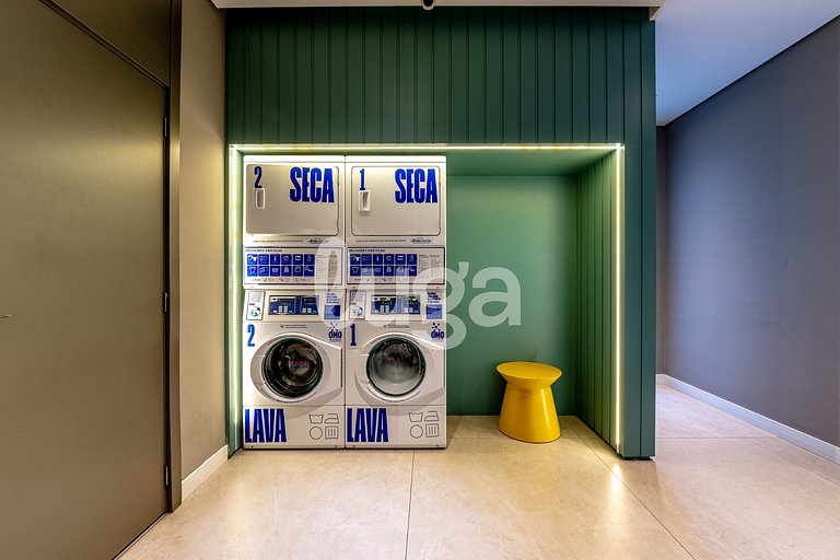 PLACE: Paradise Studio for Work and Leisure