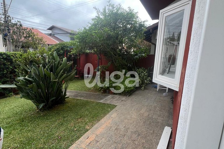 Estudio funcional en Floripa cerca de la UFSC