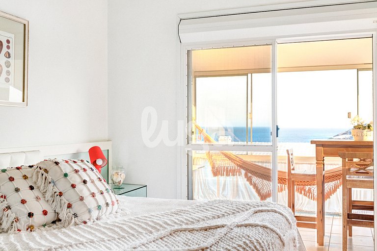 Beach House with Sea View