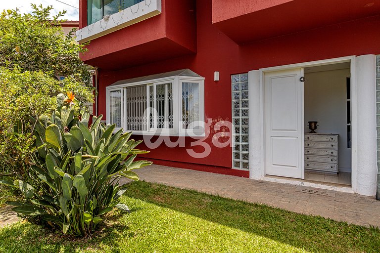 Estudio funcional en Floripa cerca de la UFSC