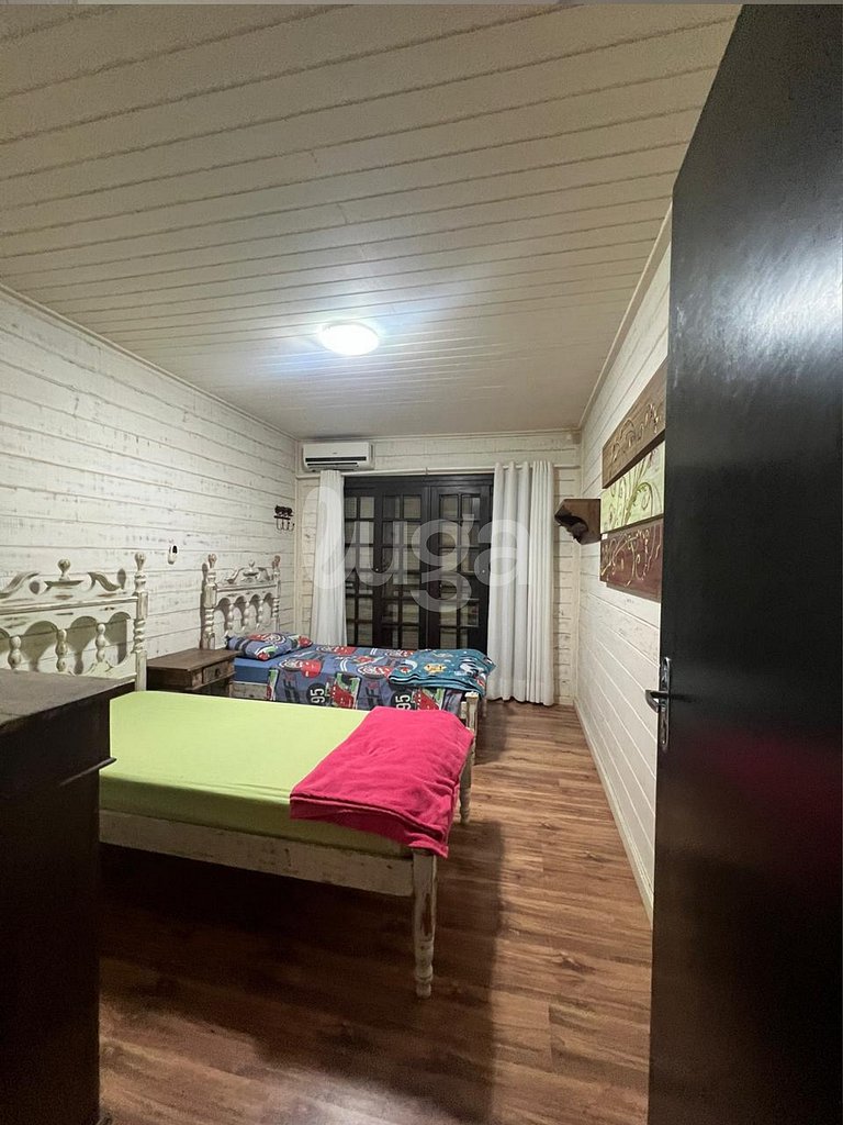 LUGA Casa c/ Piscina a 900 metros da Praia
