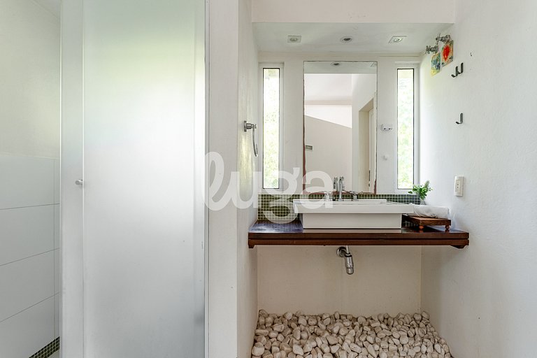 Casa con 4 suites en Canto da Lagoa con piscina