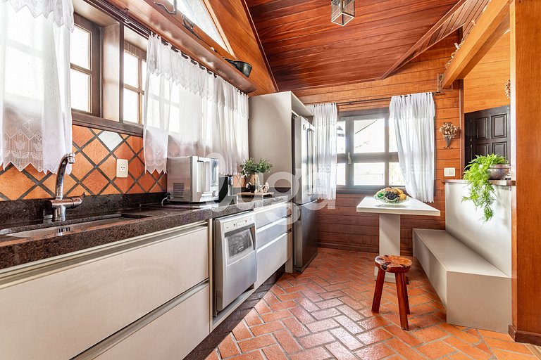 Maison à louer avec piscine à 900 mètres de la plage
