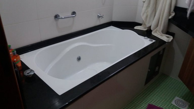 LUGA Cobertura duplex, hidro e vista no Itacorubi