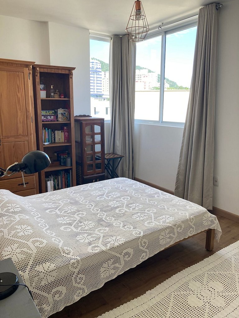 LUGA Cobertura duplex, hidro e vista no Itacorubi