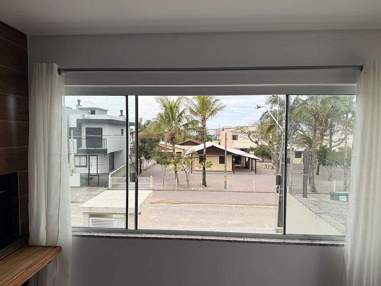 LUGA 150m da Praia da Pinheira com Churrasqueira